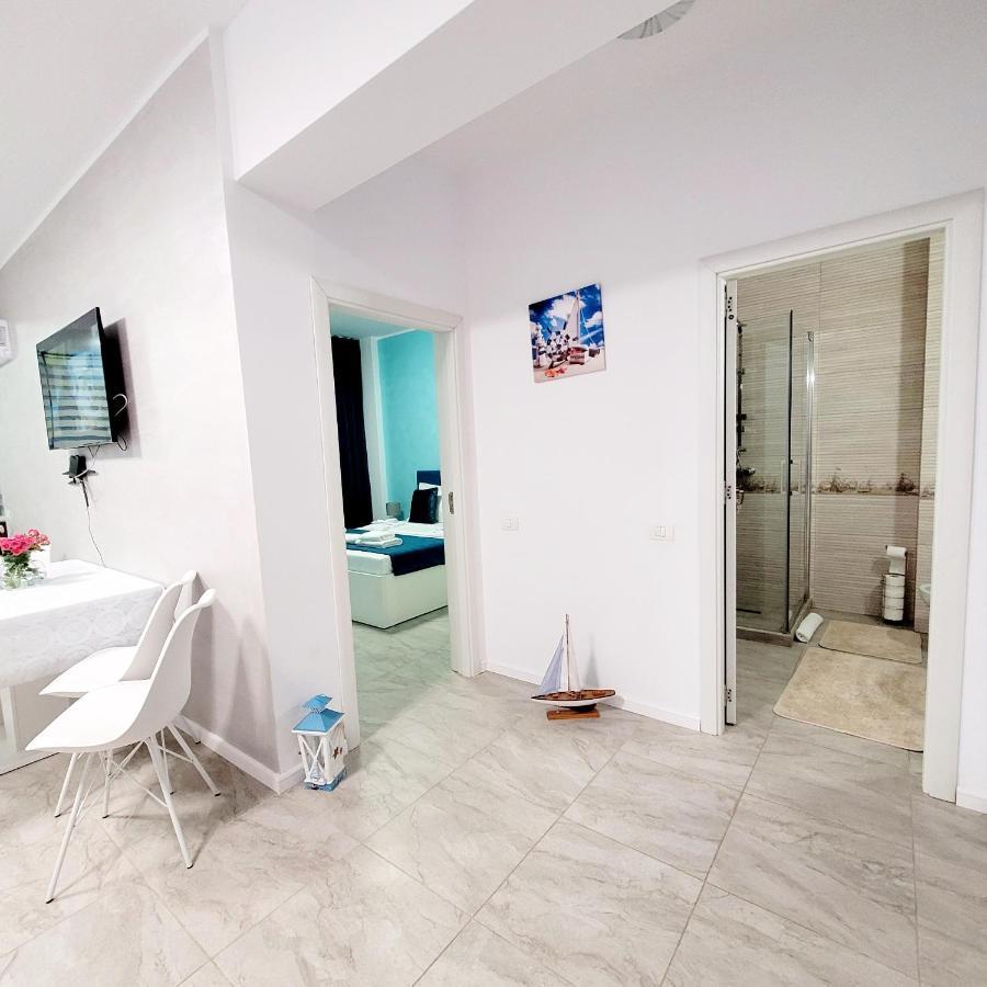 Zen Garden Apartament De Lux Nou Pe Malul Marii 康斯坦察 外观 照片